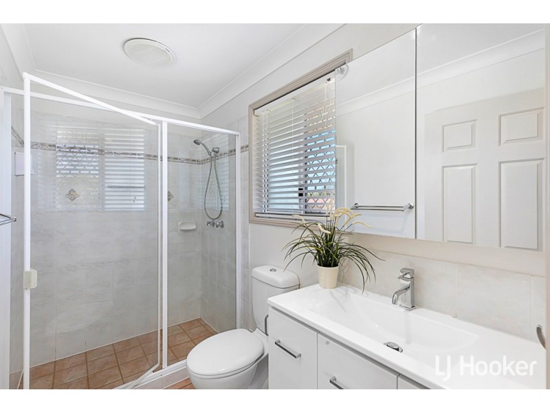 1 Ron Street, Birkdale QLD 4159