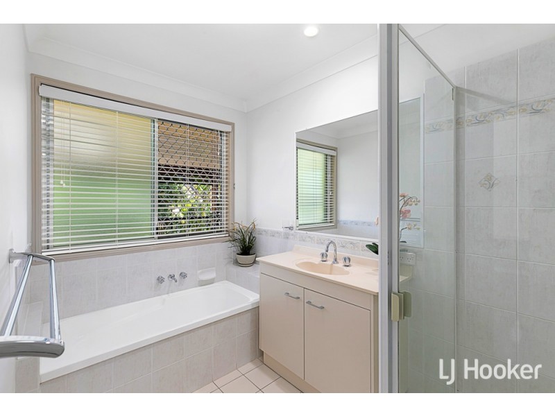 1 Ron Street, Birkdale QLD 4159