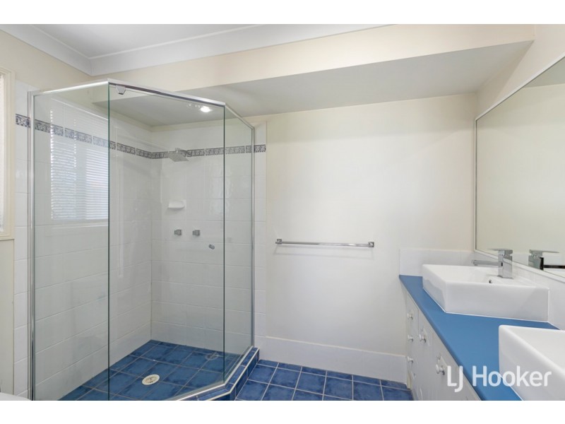 3 Cranston Street, Wynnum West QLD 4178