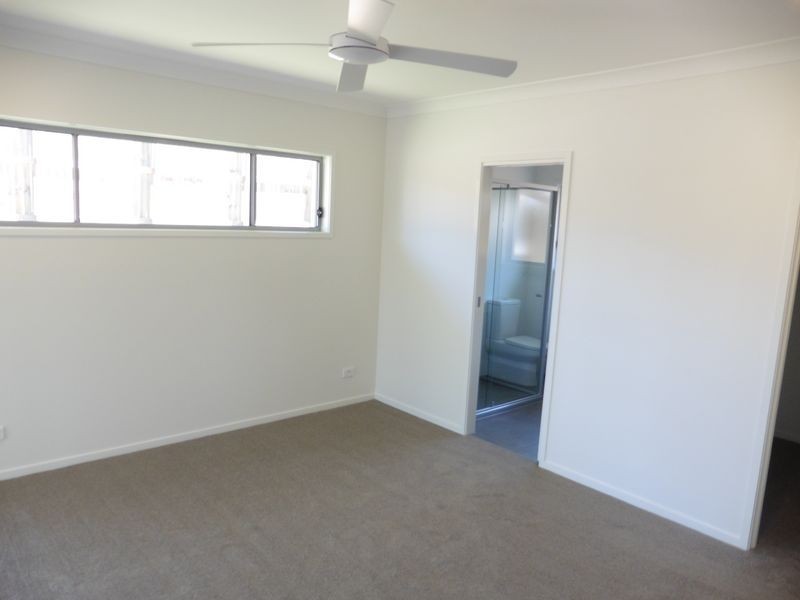 39A Unwin Road North, Redland Bay QLD 4165