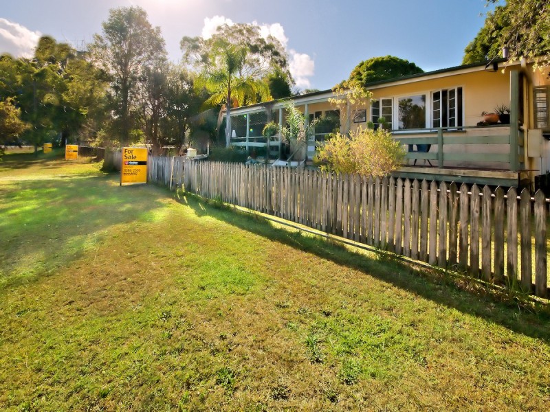 52-56 Shore Street East, Cleveland QLD 4163