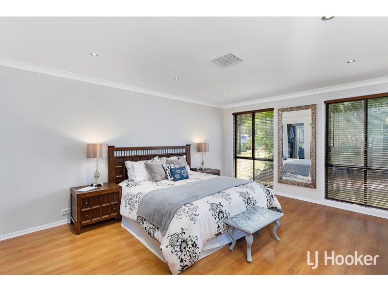 12 Grevillea Street, Redland Bay QLD 4165