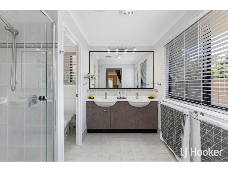 12 Grevillea Street, Redland Bay QLD 4165