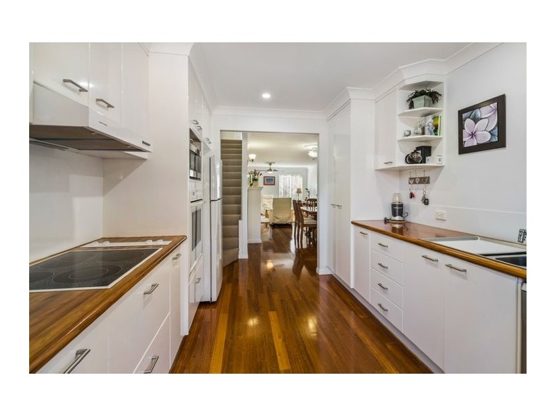 12/127 Shore Street North, Cleveland QLD 4163