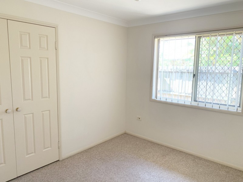 33 School Road, Victoria Point QLD 4165