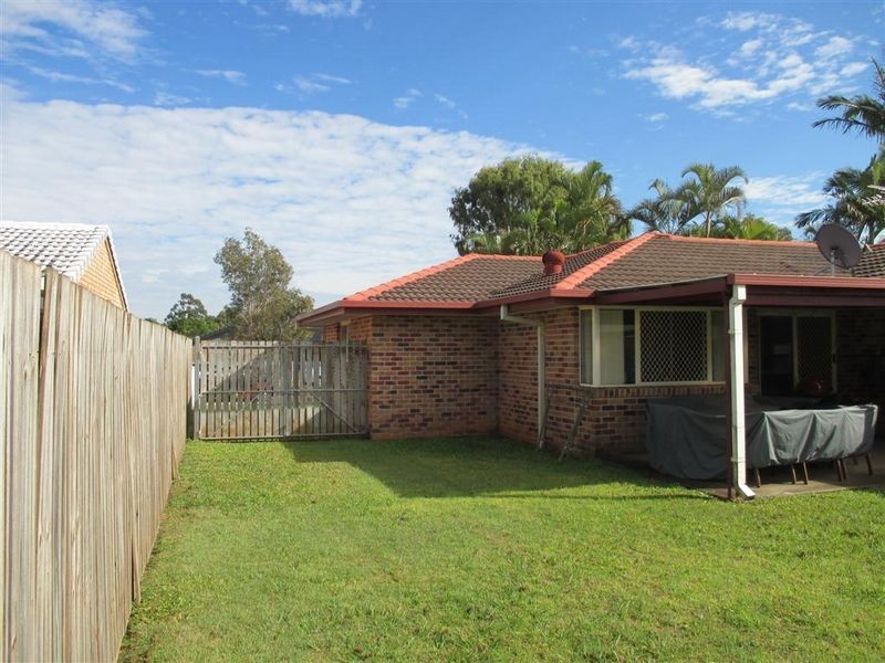 33 School Road, Victoria Point QLD 4165