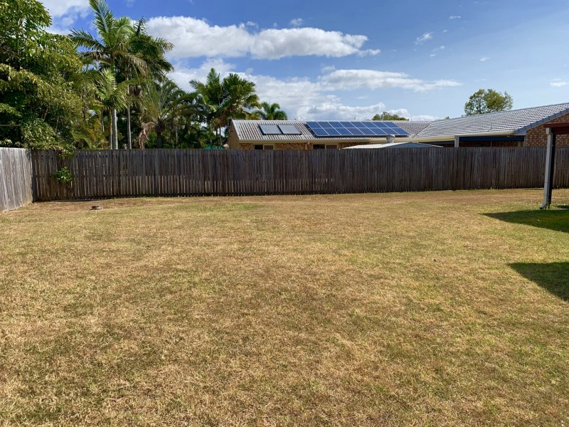 33 School Road, Victoria Point QLD 4165