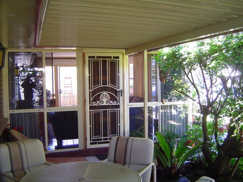 8 Sherrin Court, Cleveland QLD 4163