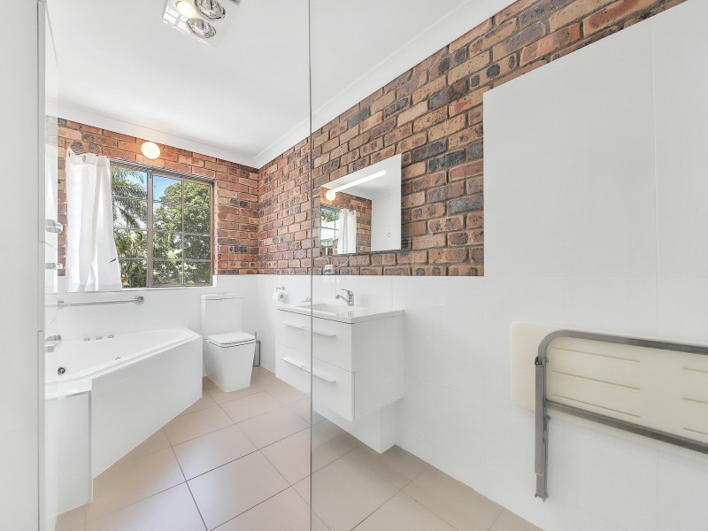 4/76 Main Road, Wellington Point QLD 4160