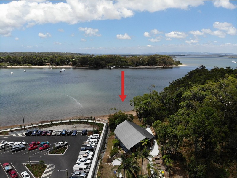 12 Russell Terrace, Macleay Island QLD 4184
