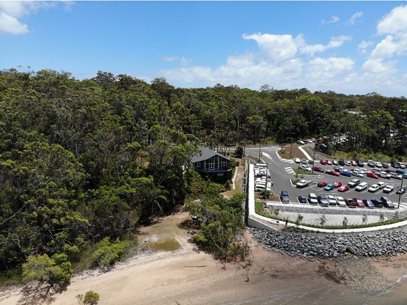 12 Russell Terrace, Macleay Island QLD 4184
