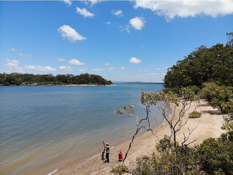 12 Russell Terrace, Macleay Island QLD 4184