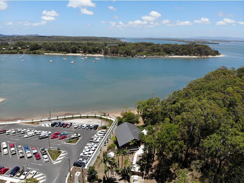 12 Russell Terrace, Macleay Island QLD 4184