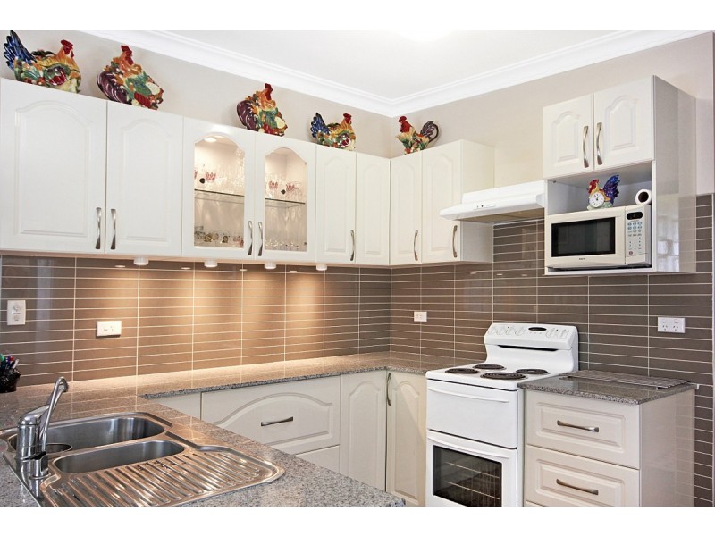 36 Melaleuca Drive, Lamb Island QLD 4184