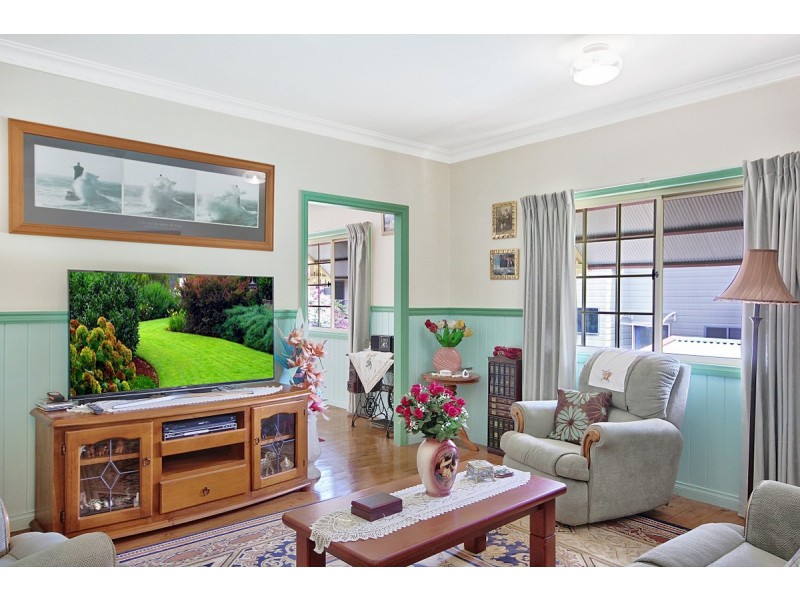 36 Melaleuca Drive, Lamb Island QLD 4184