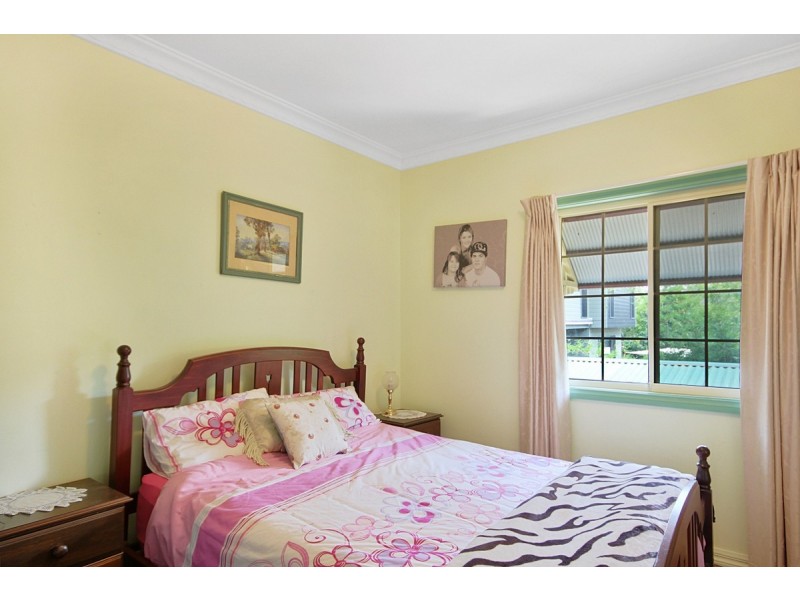36 Melaleuca Drive, Lamb Island QLD 4184