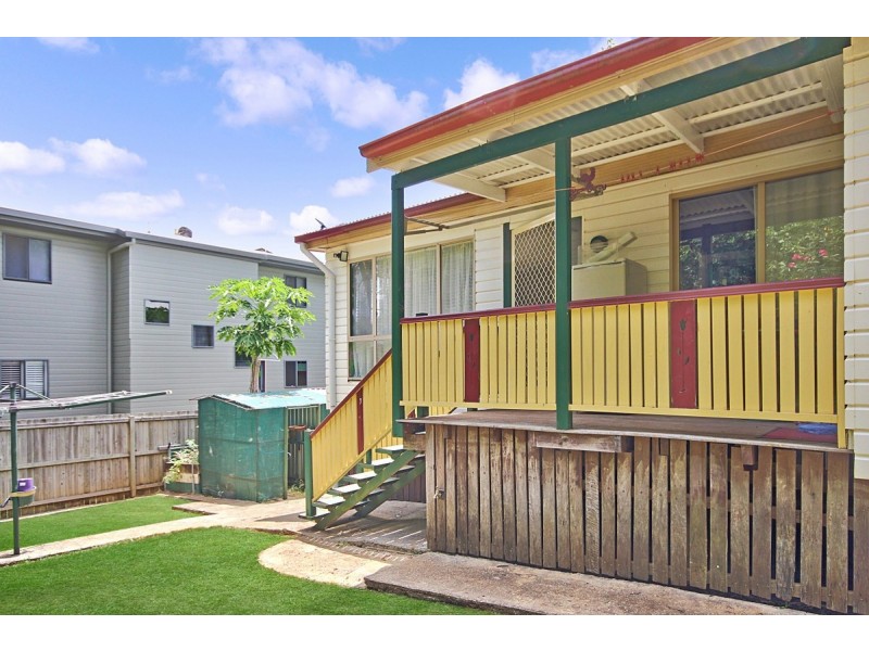 36 Melaleuca Drive, Lamb Island QLD 4184
