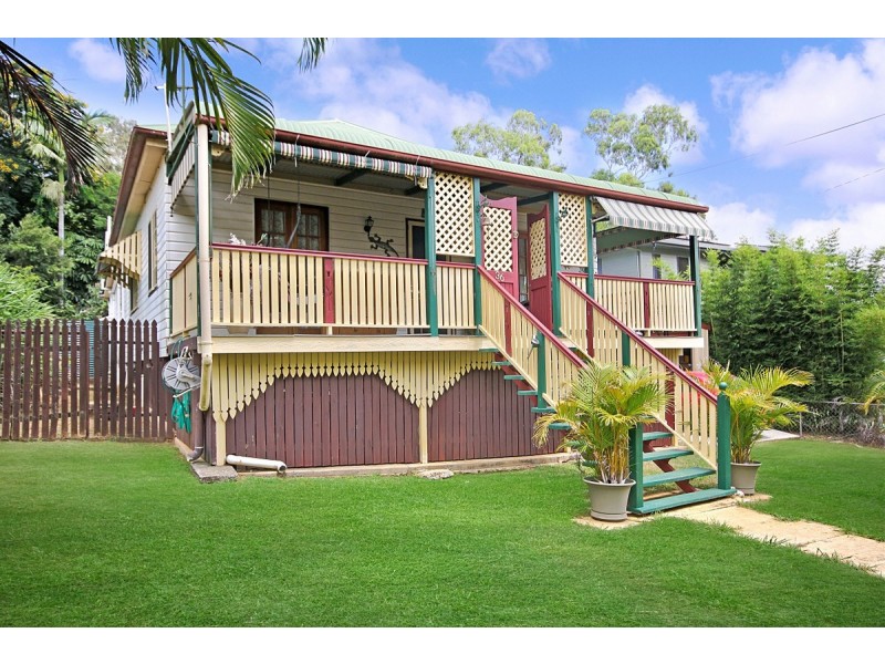 36 Melaleuca Drive, Lamb Island QLD 4184