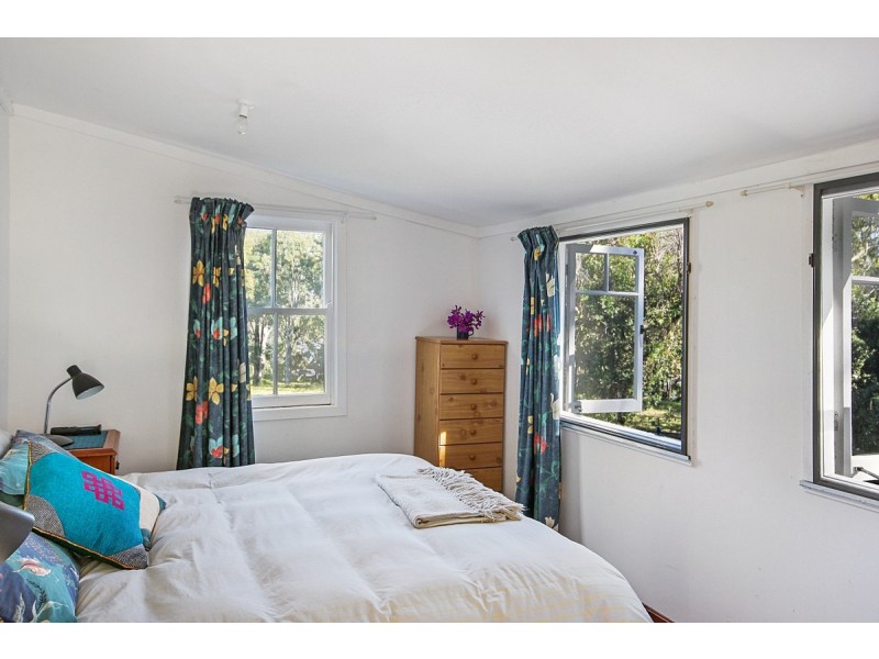 7 Brook Haven, Lamb Island QLD 4184