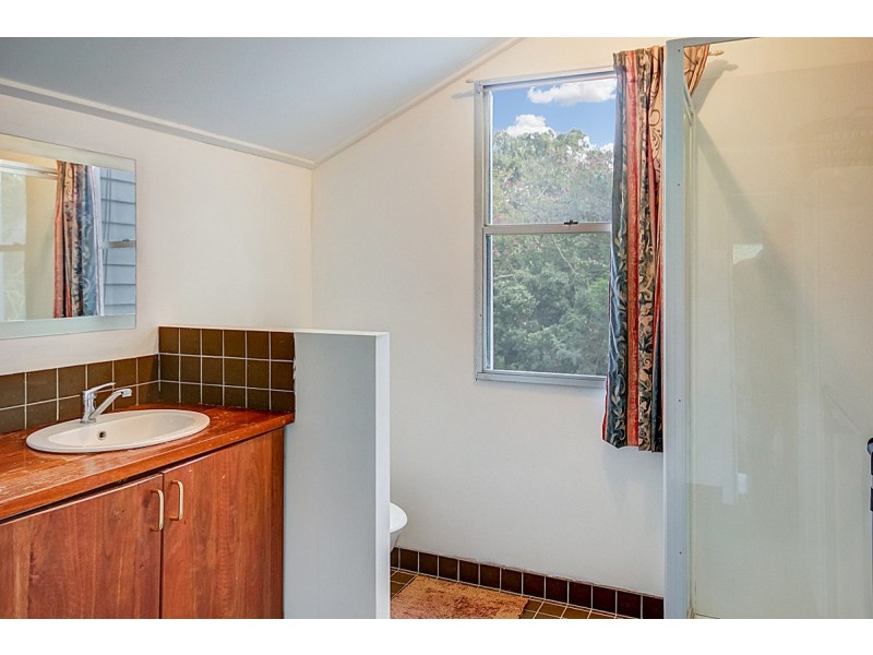 7 Brook Haven, Lamb Island QLD 4184