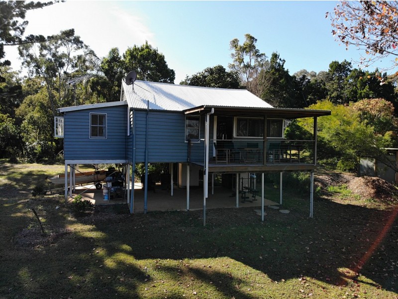 7 Brook Haven, Lamb Island QLD 4184