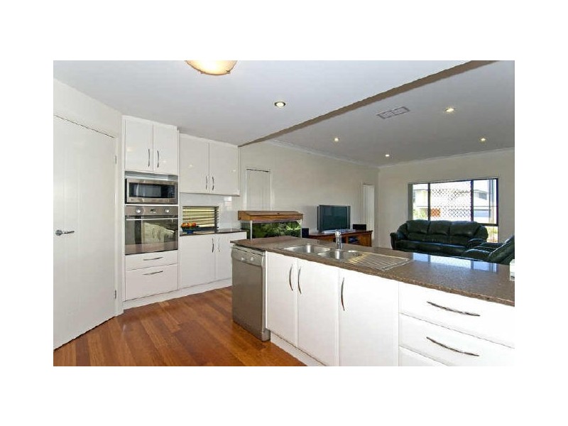 1 Baycrest Place, Thornlands QLD 4164