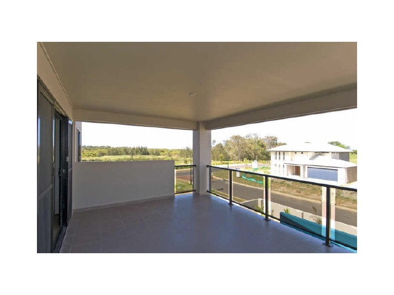 1 Baycrest Place, Thornlands QLD 4164