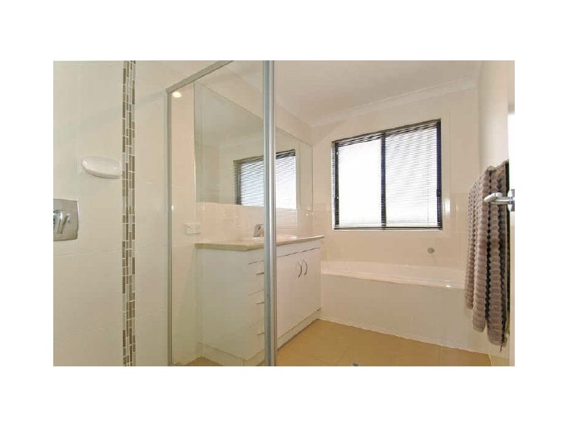 1 Baycrest Place, Thornlands QLD 4164