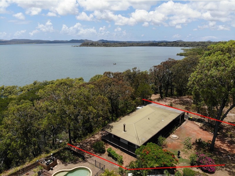 25 Blue Bay Crescent, Macleay Island QLD 4184