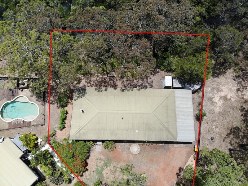 25 Blue Bay Crescent, Macleay Island QLD 4184