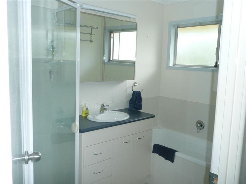 70 Haggup Street, Cleveland QLD 4163