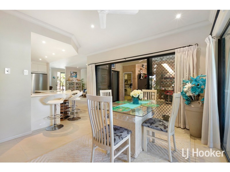 19 Moonah Street, Coochiemudlo Island QLD 4184