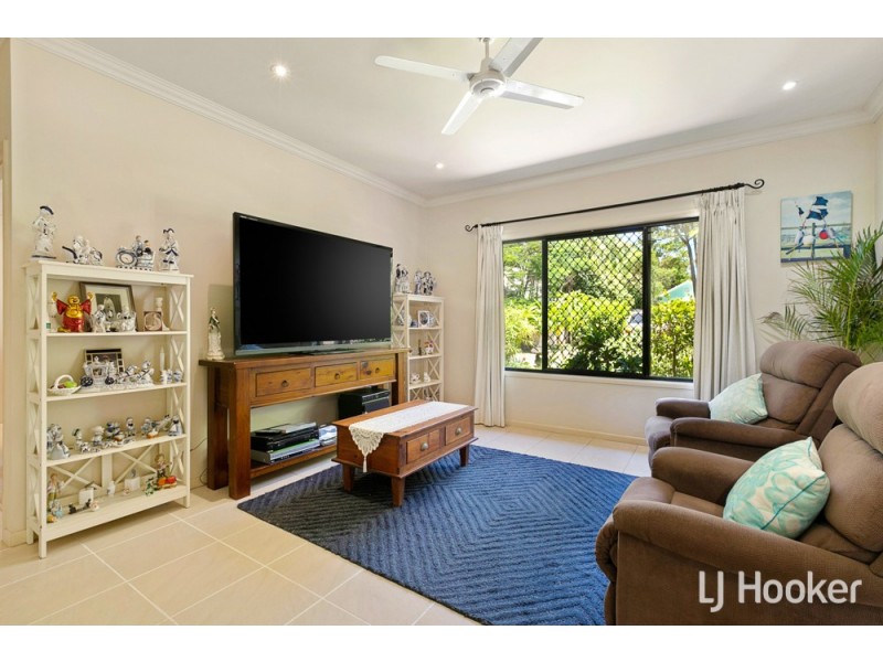 19 Moonah Street, Coochiemudlo Island QLD 4184