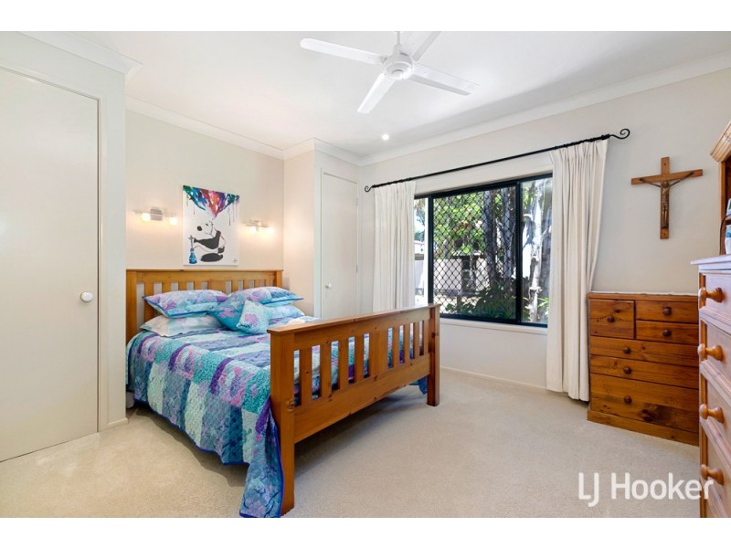 19 Moonah Street, Coochiemudlo Island QLD 4184