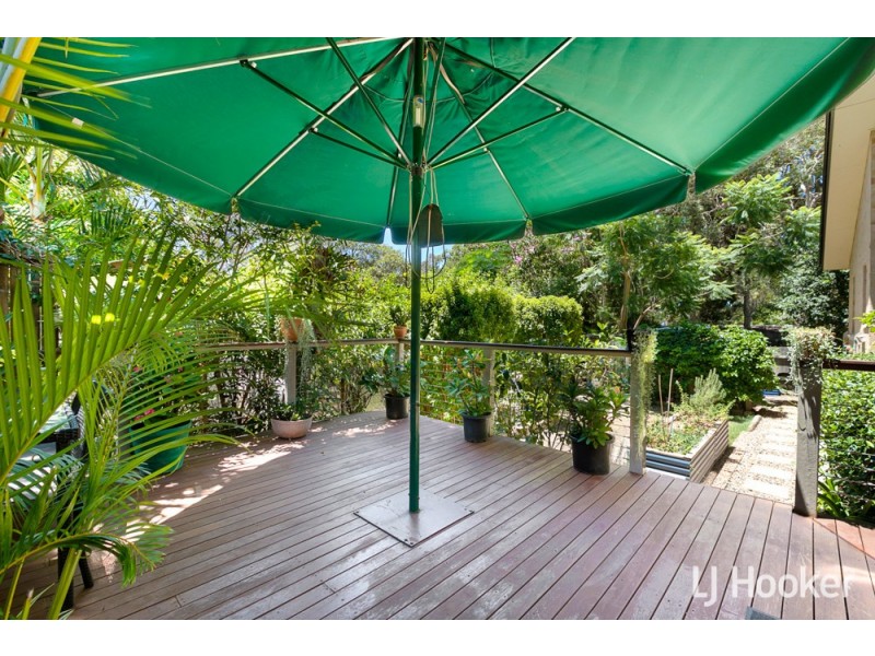 19 Moonah Street, Coochiemudlo Island QLD 4184