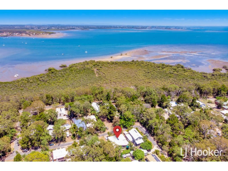 19 Moonah Street, Coochiemudlo Island QLD 4184
