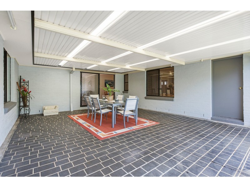 5 Pavetta Court, Redland Bay QLD 4165