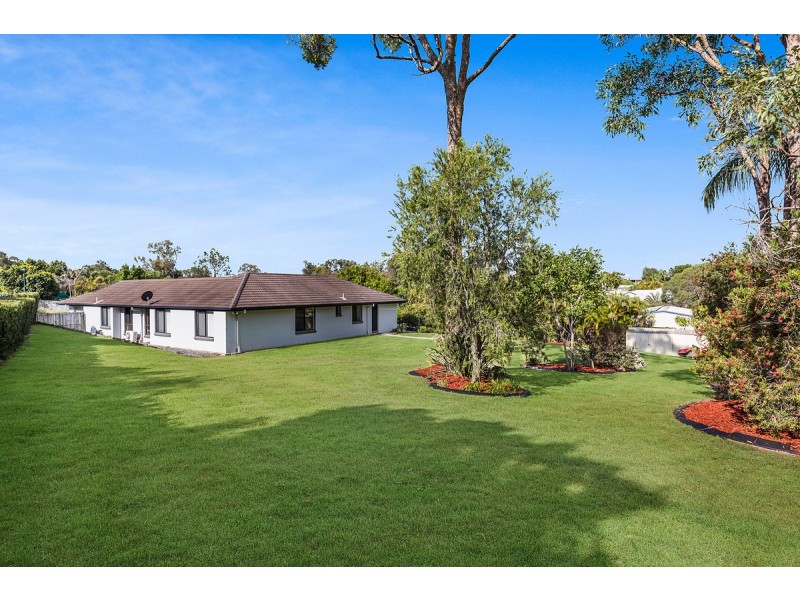 5 Pavetta Court, Redland Bay QLD 4165