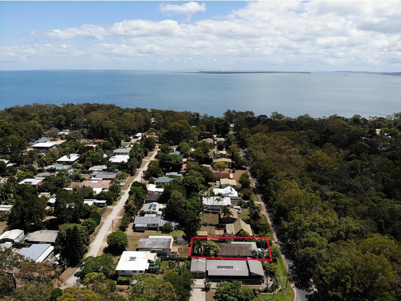 62 Elizabeth Street, Coochiemudlo Island QLD 4184