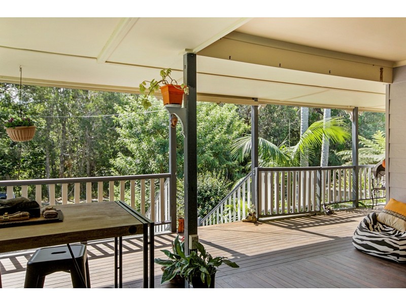 62 Elizabeth Street, Coochiemudlo Island QLD 4184