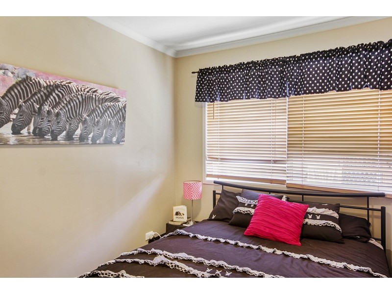 62 Elizabeth Street, Coochiemudlo Island QLD 4184