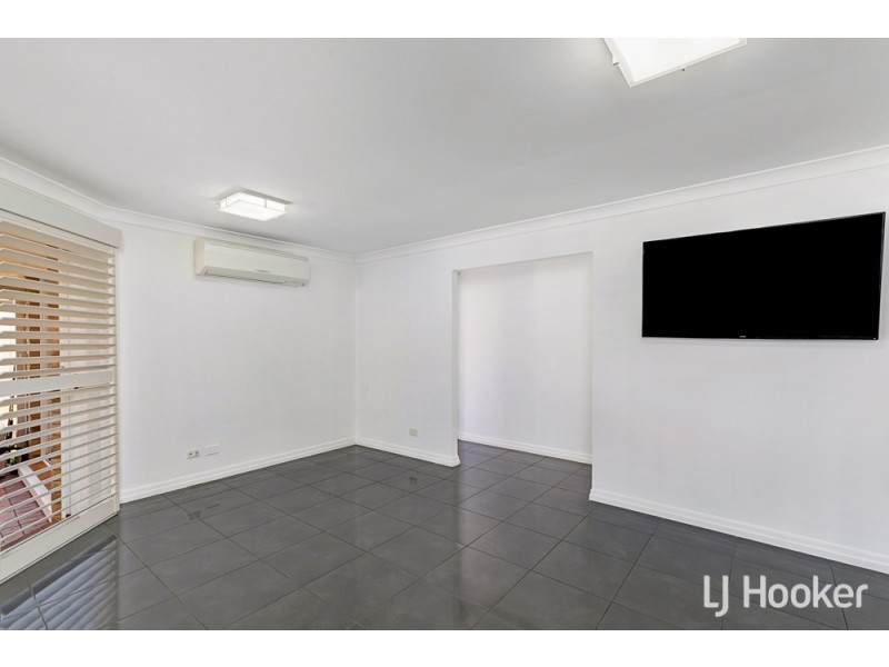 18 Newlands Street, Redland Bay QLD 4165