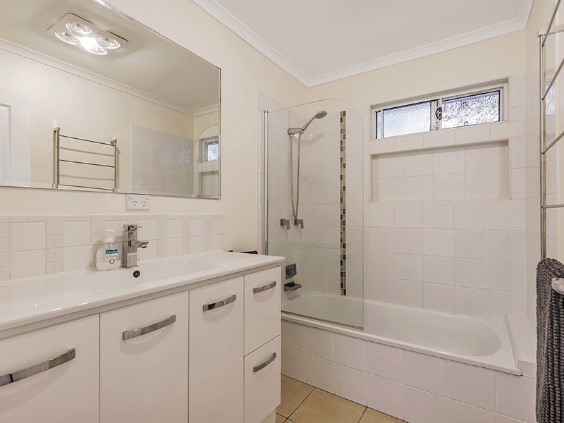19 Beacon Drive, Cornubia QLD 4130