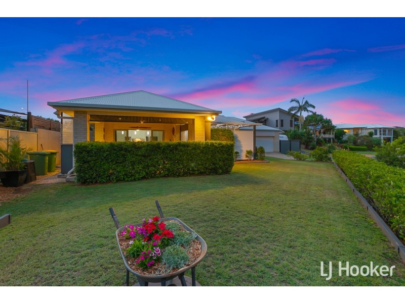 6 Irwin Place, Redland Bay QLD 4165