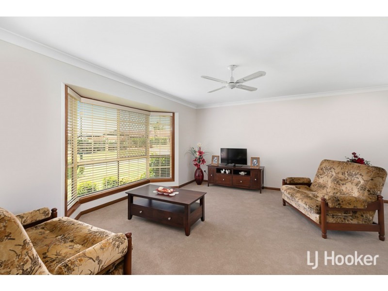 50 Seaholly Crescent, Victoria Point QLD 4165