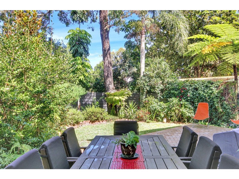 21 Ross Street, Coochiemudlo Island QLD 4184