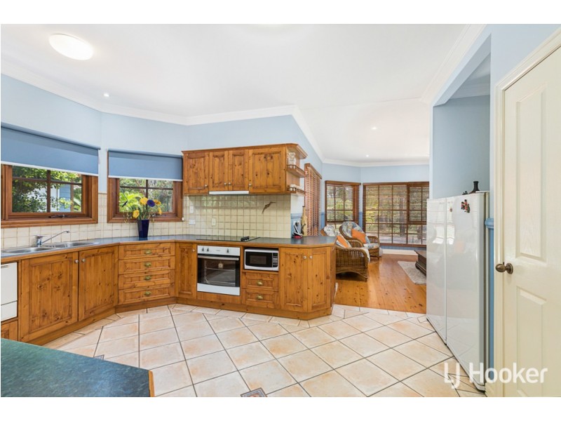 8 Flinders Street, Coochiemudlo Island QLD 4184