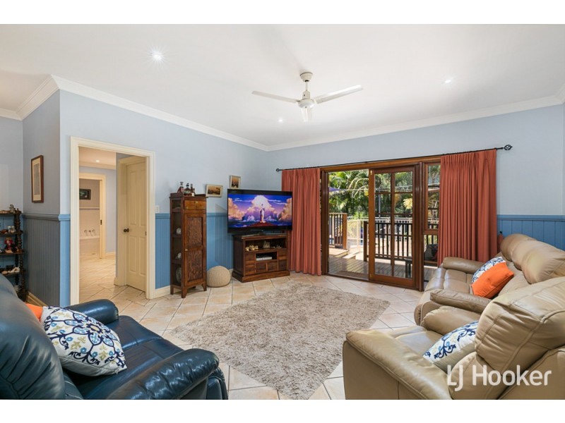 8 Flinders Street, Coochiemudlo Island QLD 4184