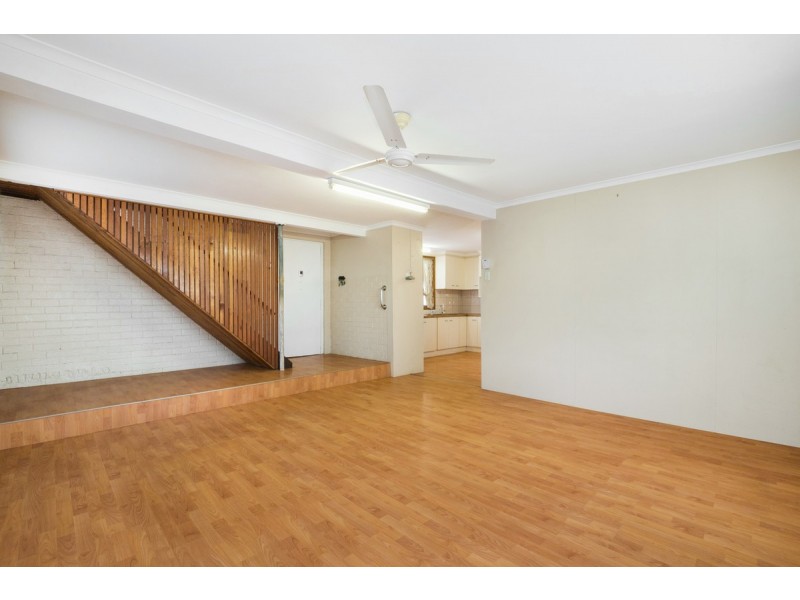 25 Tantani Street, Manly West QLD 4179