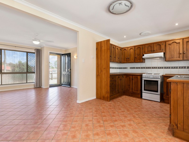 8 Marginalia Court, Cleveland QLD 4163